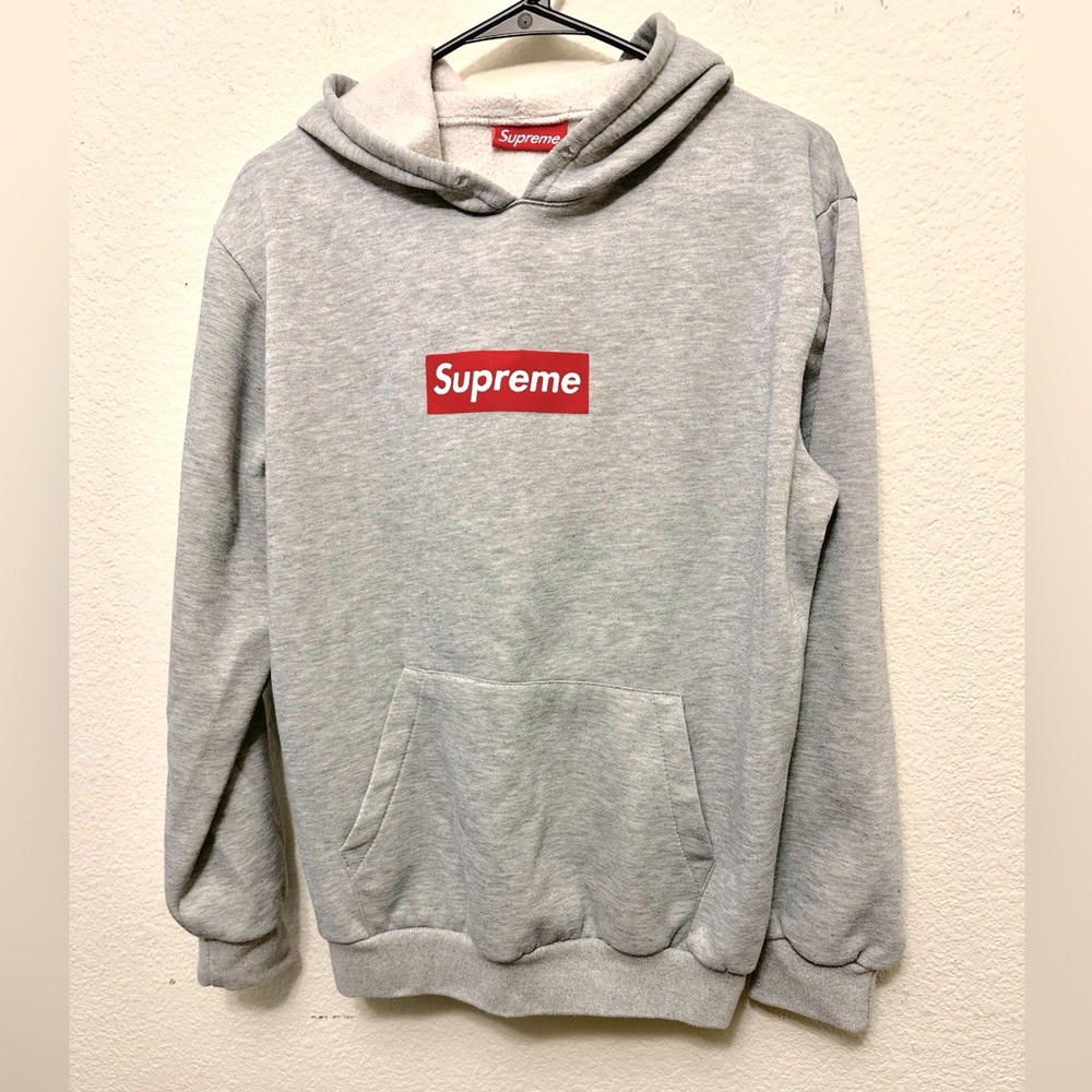 Supreme Hoodie